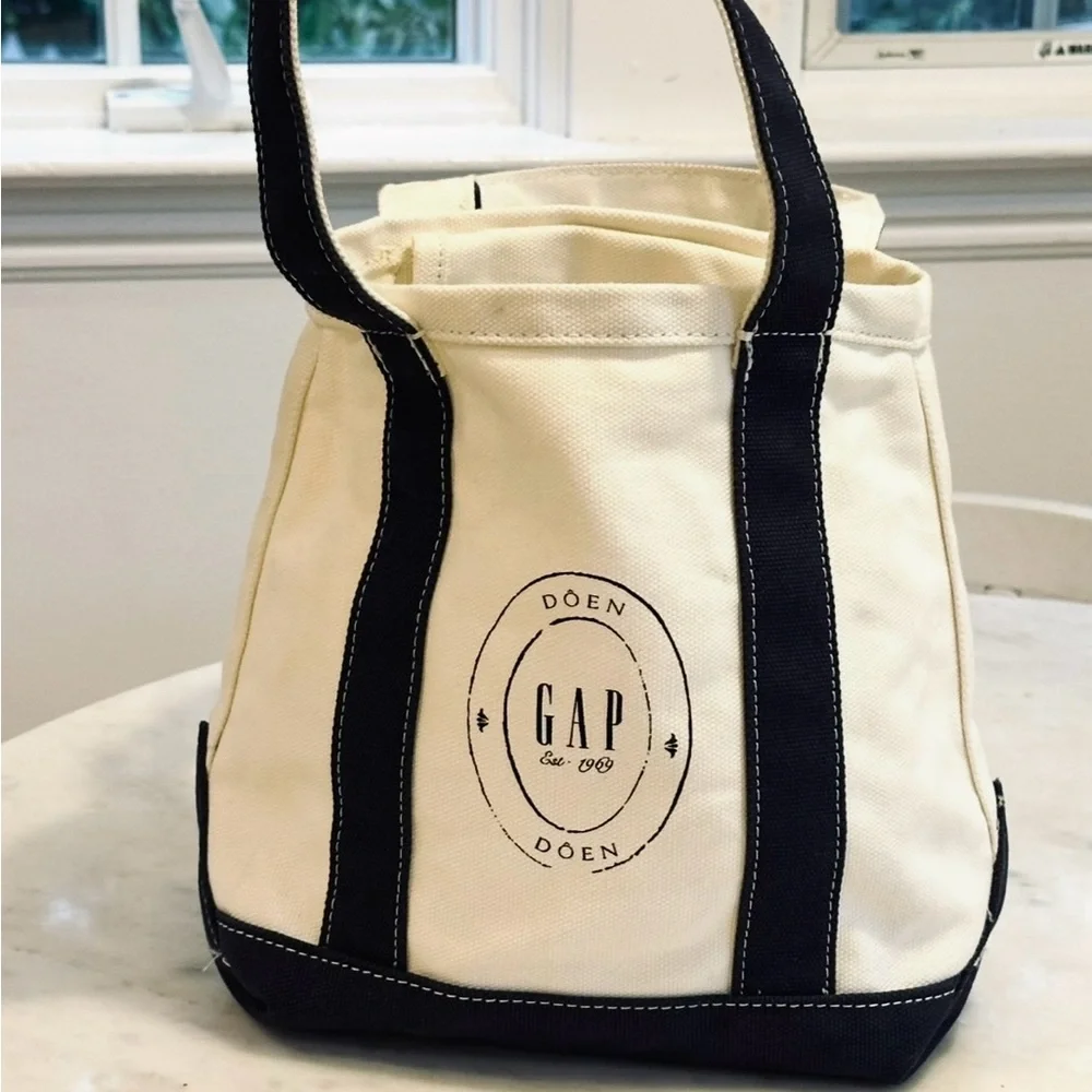 Doen Canvas Tote in Cream and Navy mini size - Picture 5 of 5
